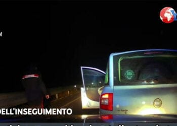 Catania. Fuggono a folle velocità per sfuggire ai Carabinieri