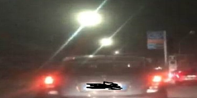 Adrano. Non si ferma al posto di blocco e tampona la macchina della Polizia