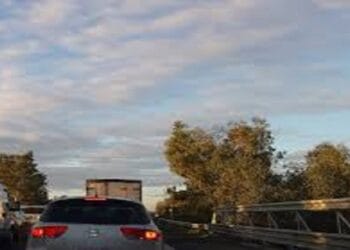 Catania. Incidente sull’A18, auto si ribalta: Polstrada e Cas sul posto