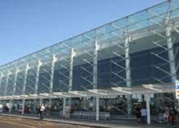 Catania. Polizia controlla Aeroporto: due giovani denunciati per possesso armi