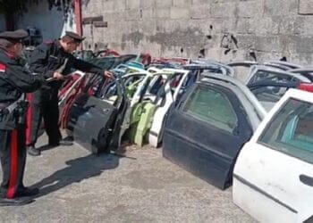 Catania. Contrasto ai furti di parti di veicoli: 6 persone arrestate