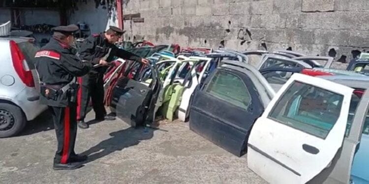Catania. Contrasto ai furti di parti di veicoli: 6 persone arrestate