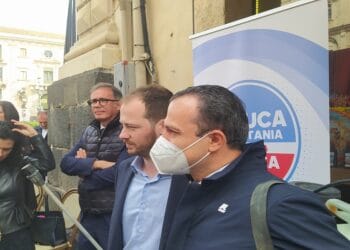 Elez. Catania. De Luca si presenta con diserbante per sostenere Gabriele Savoca- VIDEO