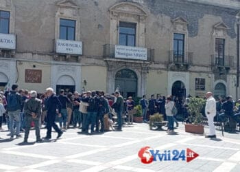 Paternò: Il flashmob di oggi 23 aprile organizzato dal locale circolo Pd
