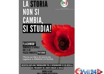 Paternò: flashmob in piazza del Circolo PD “La Storia non si cambia”