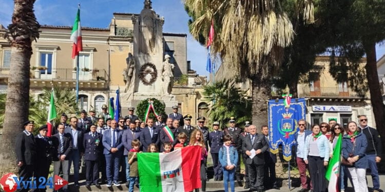 Paternò (Ct). L’anniversario del 25 aprile uniti senza distinzione di colore (FOTO)