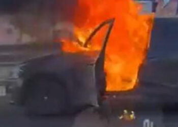 Rintracciato e indagato l’autore del video in cui una persona bruciava viva