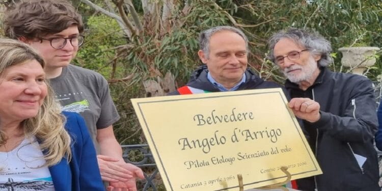 Acireale. Intitolato ad Angelo D’Arrigo l’affaccio a mare della villa Belvedere
