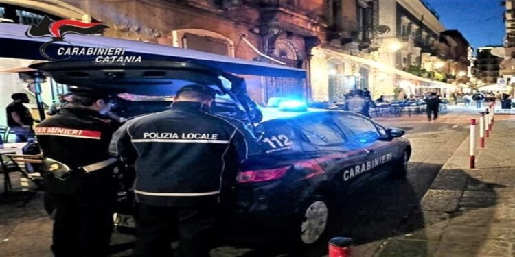 Catania. Carabinieri setacciano zone della movida: sanzioni per 5 titolari di locali