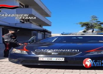 Prov. Catania. Corrompe i Carabinieri per difendere il figlio: arrestato