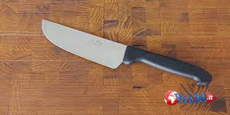 Adrano. Nuova lite tra fratelli, sequestrati due coltelli