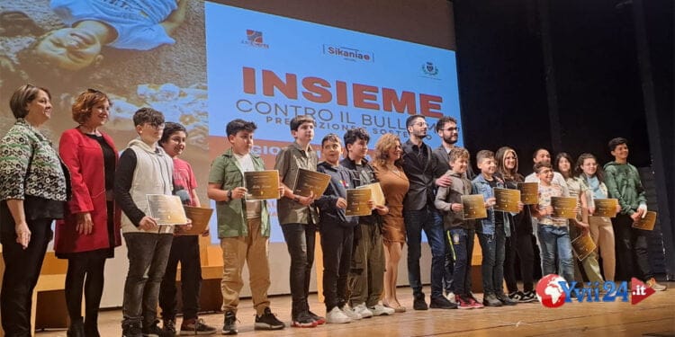 Misterbianco. Al teatro Nelson Mandela evento sul bullismo