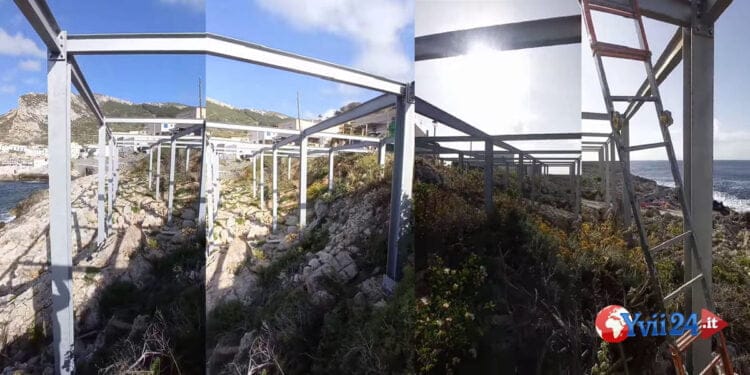 Sicilia. Sugli scogli realizzato un grande solarium in metallo
