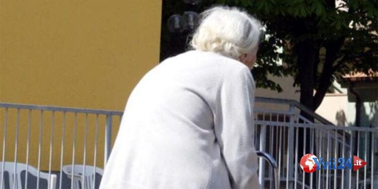 Sicilia. Scippano collana ad anziana. Arrestate 2 donne