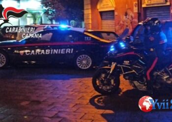 Catania. Portano via uno scooter rubato: 18enne e minore arrestati