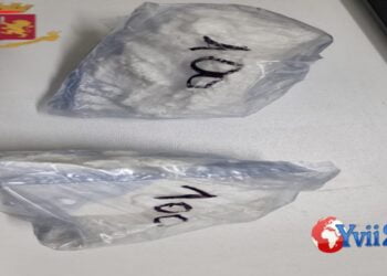 Catania. Polizia lo becca con cocaina in auto: arrestato 45enne