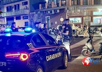 Prov. Catania. Carabinieri fermano due giovani con droga