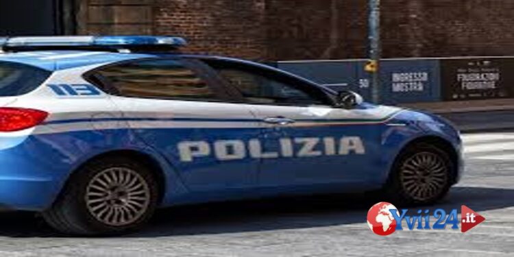 Acireale. Con scooter rubato e attrezzi da scasso: arrestato 21enne