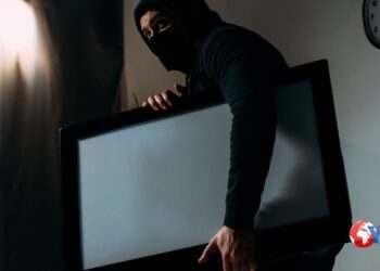 Catania. Rubano televisori al Porto, tre denunciati