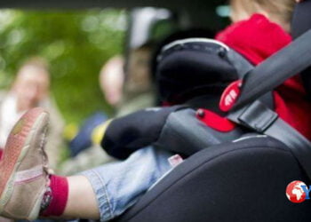 Dispositivi anti abbandono salva bambini. Come funzionano? Cosa dice la legge?