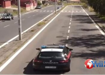 Catania. Spaccio di droga dal balcone: arrestati in due