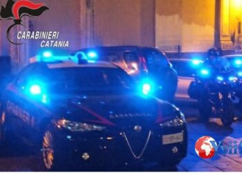 Catania. Picchia e accoltella ex compagna, arrestato 54enne