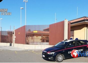 Prov. Catania. Rubano in un’abitazione, un arresto e una denuncia