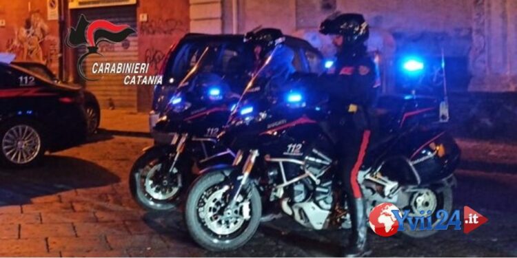 Catania. Folle corsa per sfuggire al controllo, due denunciati