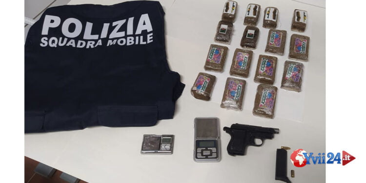 Sicilia. Modifica pistola giocattolo in arma, arrestato