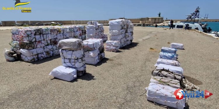 oltre 5,3 tonnellate di sostanza stupefacente del tipo cocaina