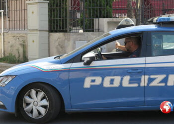 Sicilia. Truffa dello specchietto ad un turista