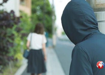 Prov. Catania. Tenta di entrare in casa della ex. Bloccato e arrestato