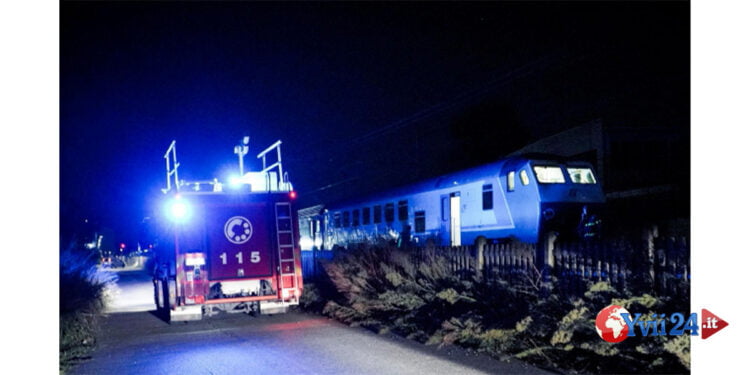 Cinque operai sono morti intorno a mezzanotte in un incidente ferroviario all'altezza della stazione di Brandizzo (To). Due erano siciliani