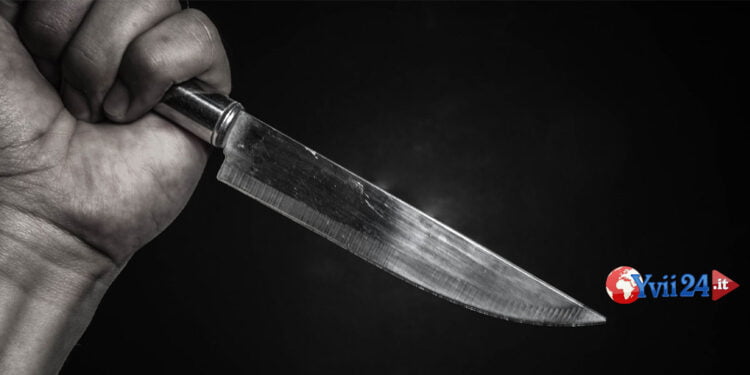 Una donna è stata uccisa a coltellate