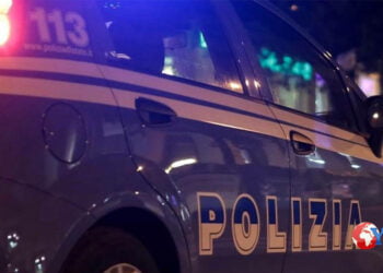 Agenti della Questura di Siracusa hanno arrestato un tunisino per rientro illegale. Tre denunciati per disturbo del riposo delle persone