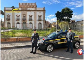 La Guardia di Finanza di Bagheria ha denunciato una donna e tre suoi familiari, aveva promesso il posto per il nipote