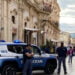 Agenti della Questura di Siracusa hanno fermato uno scafista egiziano. Poliziotti di Noto hanno denunciato 2 cui un minore per tentato furto