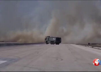 Incendi in tutta l’Isola. Sgomberata anche la tonnara Scopello e turisti salvati via mare. Chiuso l’aeroporto di Trapani (VIDEO)