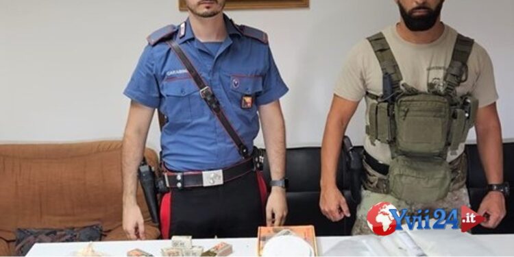 Prov. Catania. Armi e droga tra auto e casa, arrestato 45enne