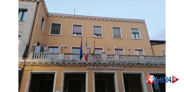 Il cittadino potrà pagare in un’unica soluzione oppure a rate i tributi arretrati senza corrispondere sanzioni o interessi maturati