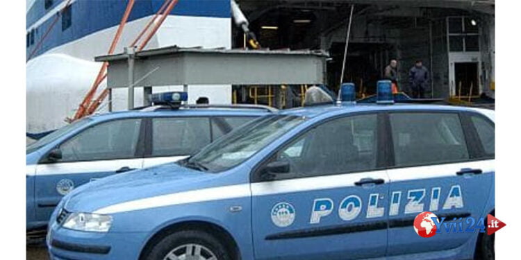 La Polizia dello Scalo Marittimo ha denunciato un pluripregiudicato, con parecchi precedenti analoghi, per furto aggravato