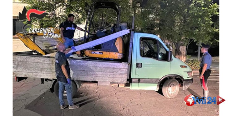 La “Squadra Lupi” dei CC di Catania ha sventato la rapina di un escavatore il cui proprietario era stato minacciato con una pistola