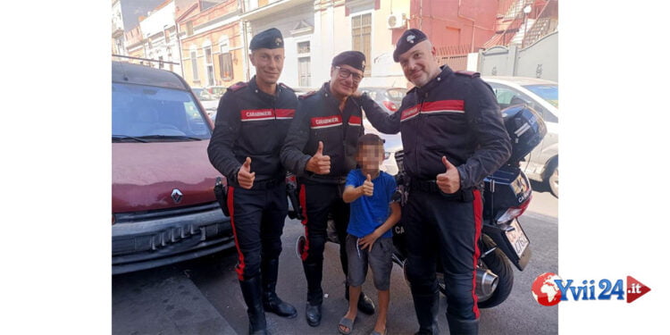 I Carabinieri del Nucleo Radiomobile del Comando Provinciale Carabinieri di Catania hanno ritrovato il bambino che si era allontanato