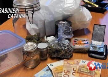 Prov. Catania. Droga appena venduta e in casa, arrestato 27enne