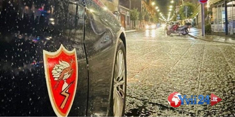 Catania. Ruba oggetti da auto, denunciato 38enne