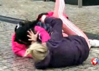 Una lite tra ragazze cui una minore, pare per fatti sentimentali, è sfociata in un accoltellamento con ricovero al Policlinico