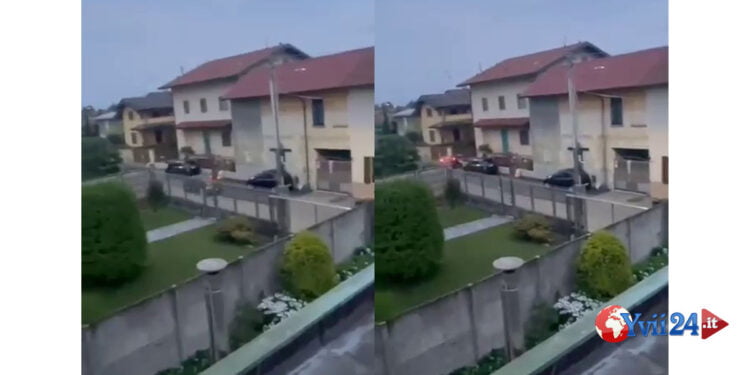 È accaduto a Vanzaghello nel milanese. Il video, dalle immagini forti, non fa comprendere perché l’automobilista ha investito la persona