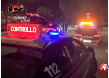 I Carabinieri della Compagnia di Paternò (Ct) hanno effettuato dei controlli su guida sotto effetto di alcol, droga, senza patente