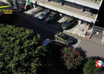 La GdF di Taormina ha posto ai domiciliari un imprenditore di Giardini Naxos: non pagava il dovuto stipendio ed estorceva parte del residuo