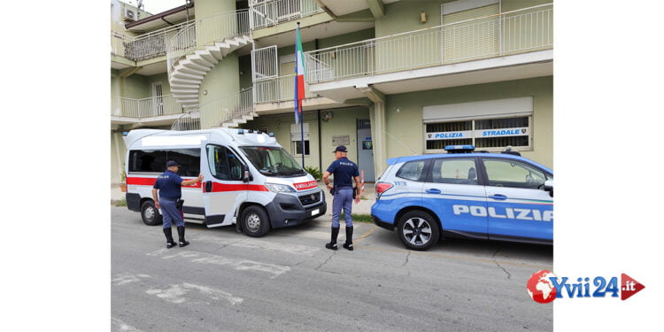 La Polizia stradale di Barcellona P. di G. (Me) ha sequestrato un’ambulanza di società privata senza revisione e autorizzazione sanitaria